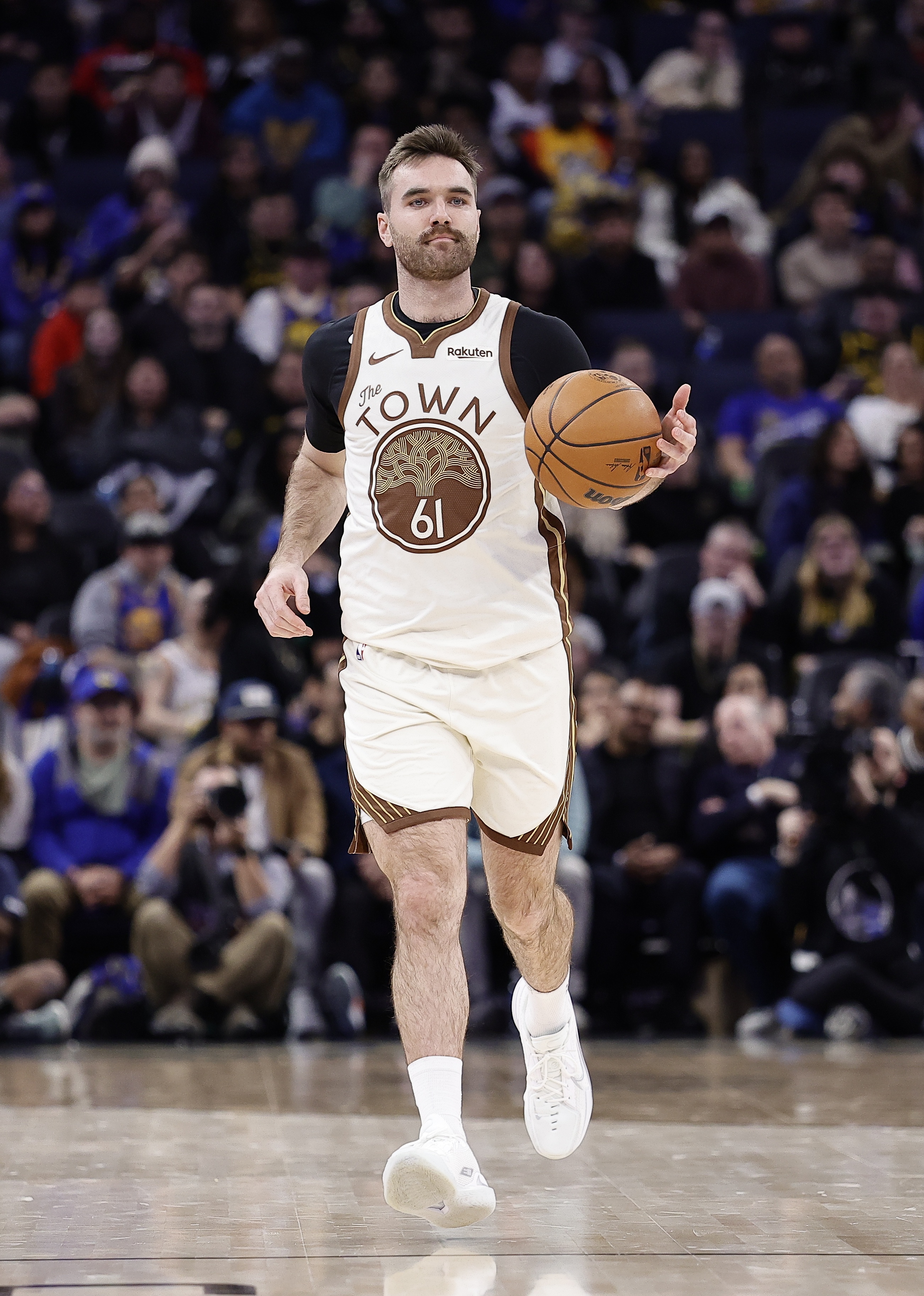 开云官网-科尔：斯潘塞就是个斗士 他得到的一切都是自己拼来的